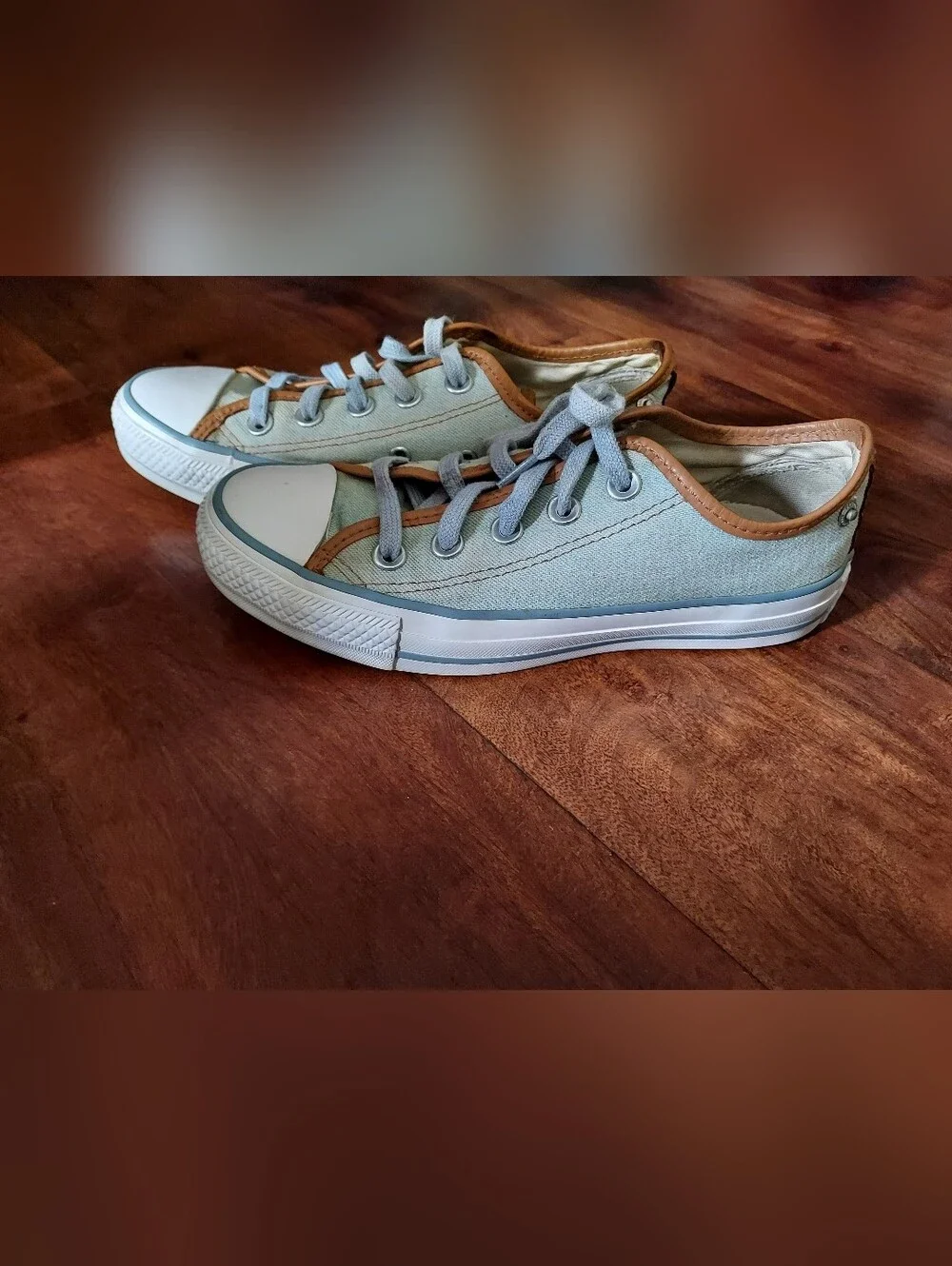 Converse Kids Low Top Sneakers in Light Blue with Brown Trim